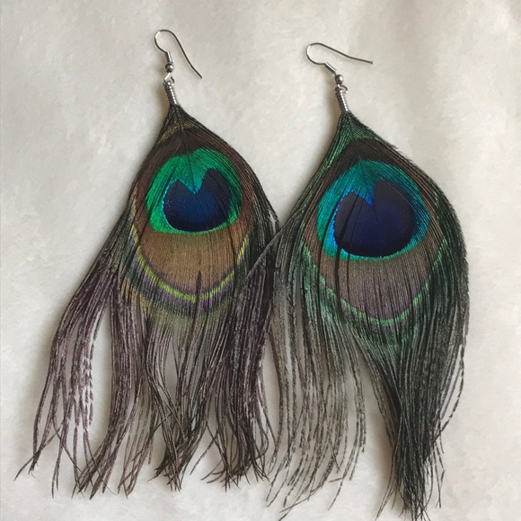 no brand Jewelry - Peacock feather earrings